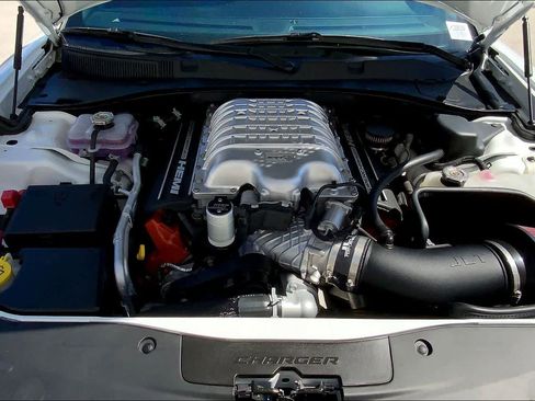 Used 2020 Dodge Charger SRT Hellcat w/ Harman/Kardon Audio Group image 10