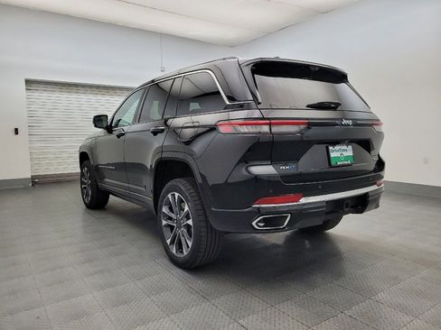 Used 2022 Jeep Grand Cherokee Overland w/ Advanced Protech Group III image 5