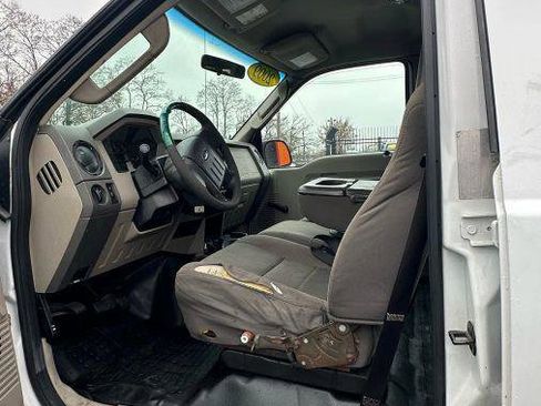 Used 2009 Ford F250 XL image 24