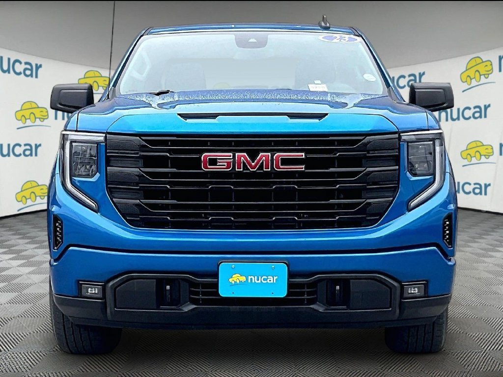 Used 2023 GMC Sierra 1500 Elevation AWD/4WD image 2