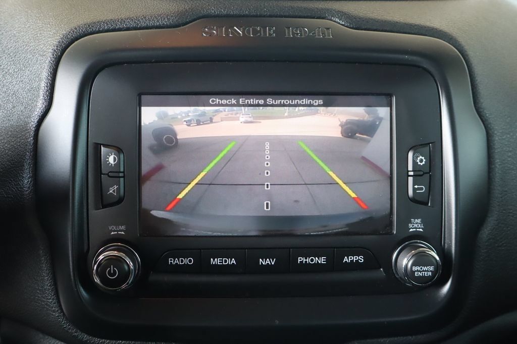 Used 2017 Jeep Renegade Limited FWD image 25