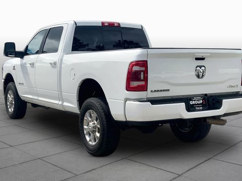 Used 2024 RAM 2500 Laramie AWD/4WD image 12
