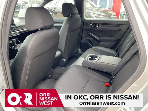 Used 2025 Honda Civic Sport image 17