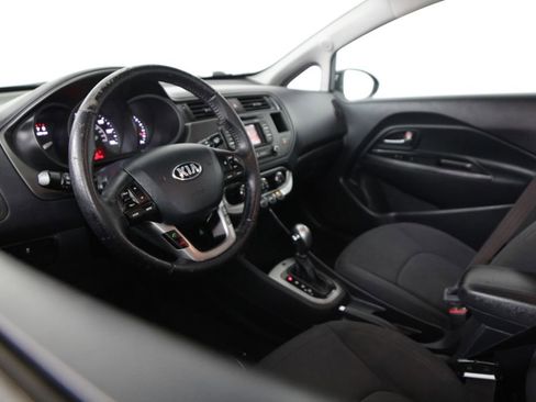 Used 2013 Kia Rio EX w/ Convenience Pkg FWD image 6
