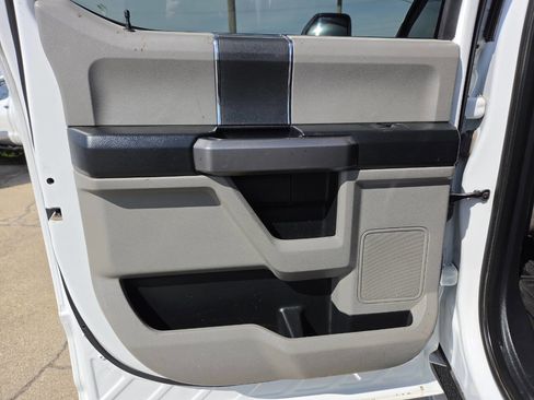 Used 2020 Ford F250 XLT w/ XLT Value Package image 25