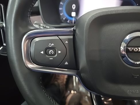 Used 2023 Volvo C40 P8 Recharge Ultimate w/ Protection Package Premier image 20