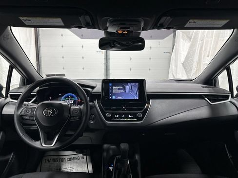 Used 2026 Toyota Corolla SE FWD image 39