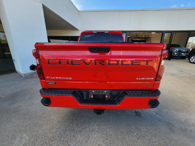 Used 2022 Chevrolet Silverado 1500 Custom AWD/4WD image 5