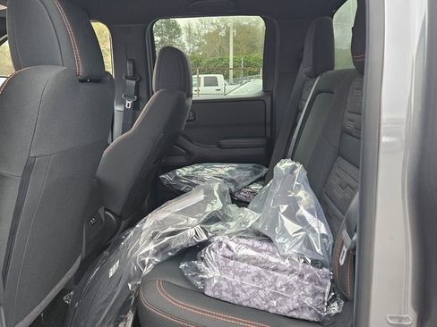 New 2026 Nissan Frontier PRO-4X w/ Tow Package AWD/4WD image 4