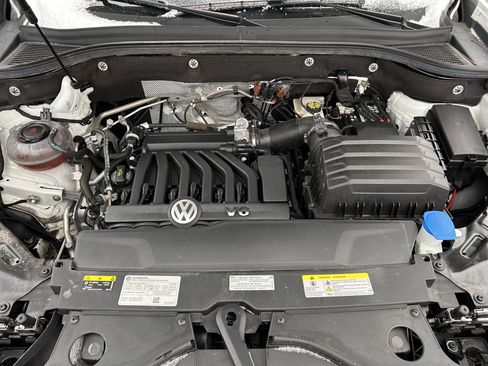 Certified 2023 Volkswagen Atlas SEL image 9