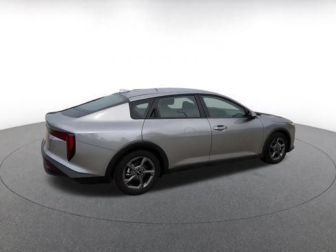 Used 2025 Kia K4 FWD image 14