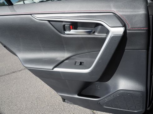 Used 2025 Toyota RAV4 XSE image 15