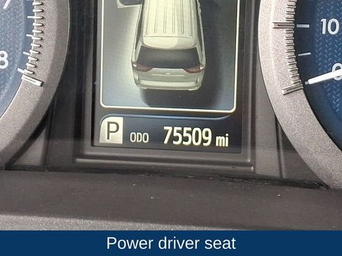 Used 2015 Toyota Sienna XLE Premium FWD image 6
