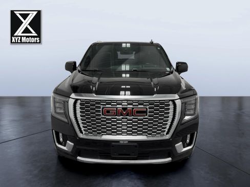 Used 2022 GMC Yukon XL Denali AWD/4WD image 8