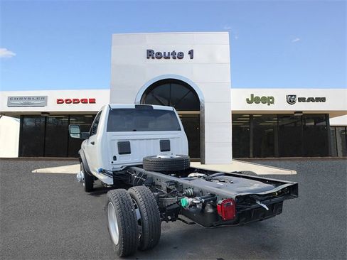 New 2026 RAM 5500 Tradesman w/ Chrome Appearance Group image 4