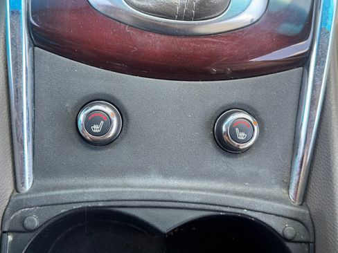 Used 2011 INFINITI G37 Journey w/ Premium Pkg image 32