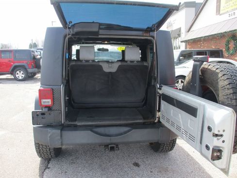 Used 2007 Jeep Wrangler X image 5