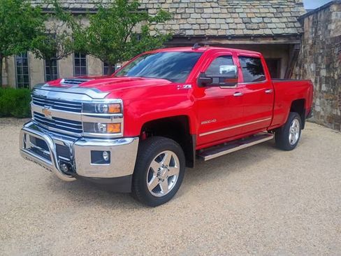 Used 2015 Chevrolet Silverado 2500 LTZ w/ LTZ Plus Package AWD/4WD image 6