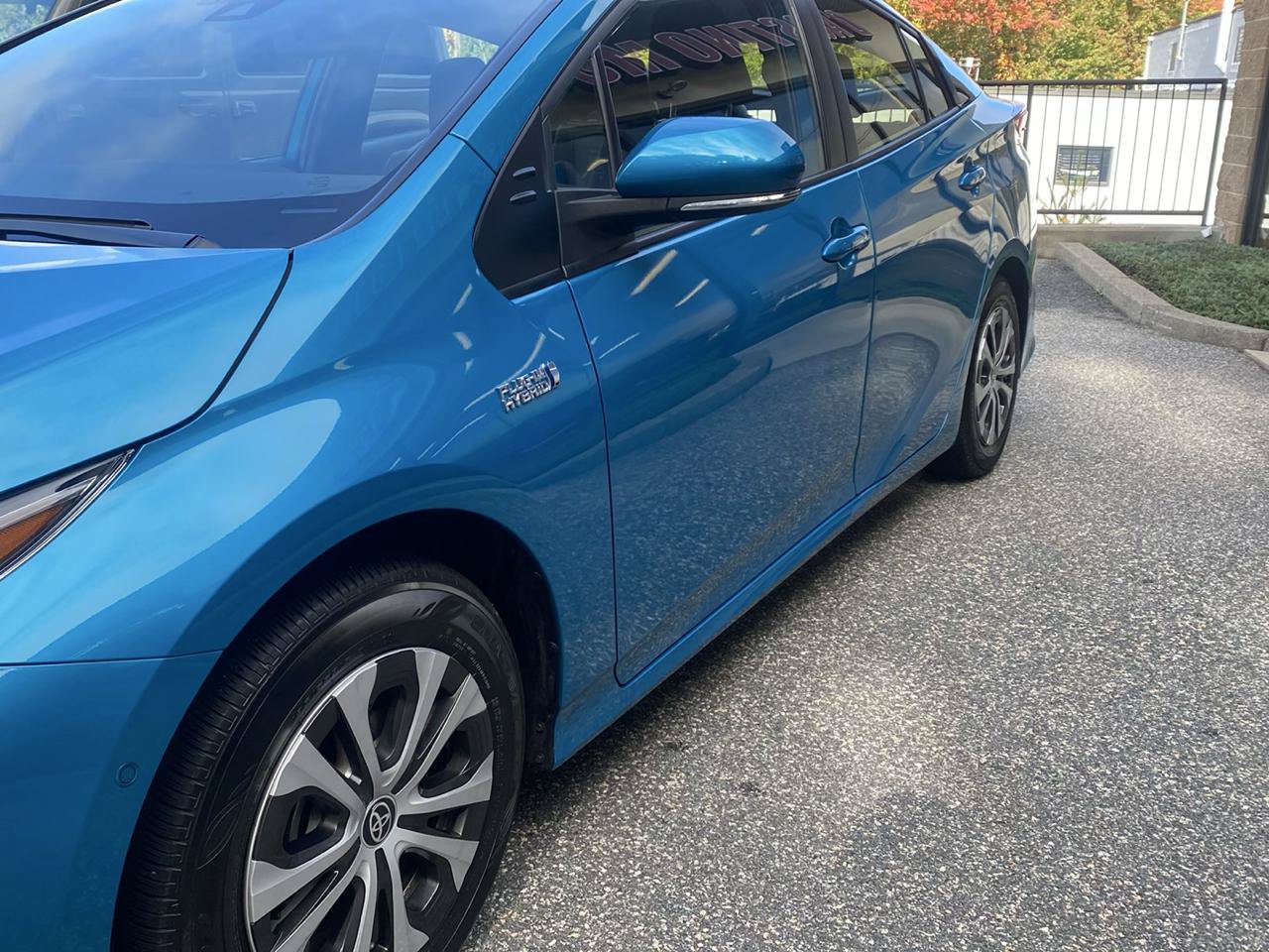 Used 2022 Toyota Prius Prime Limited FWD image 29