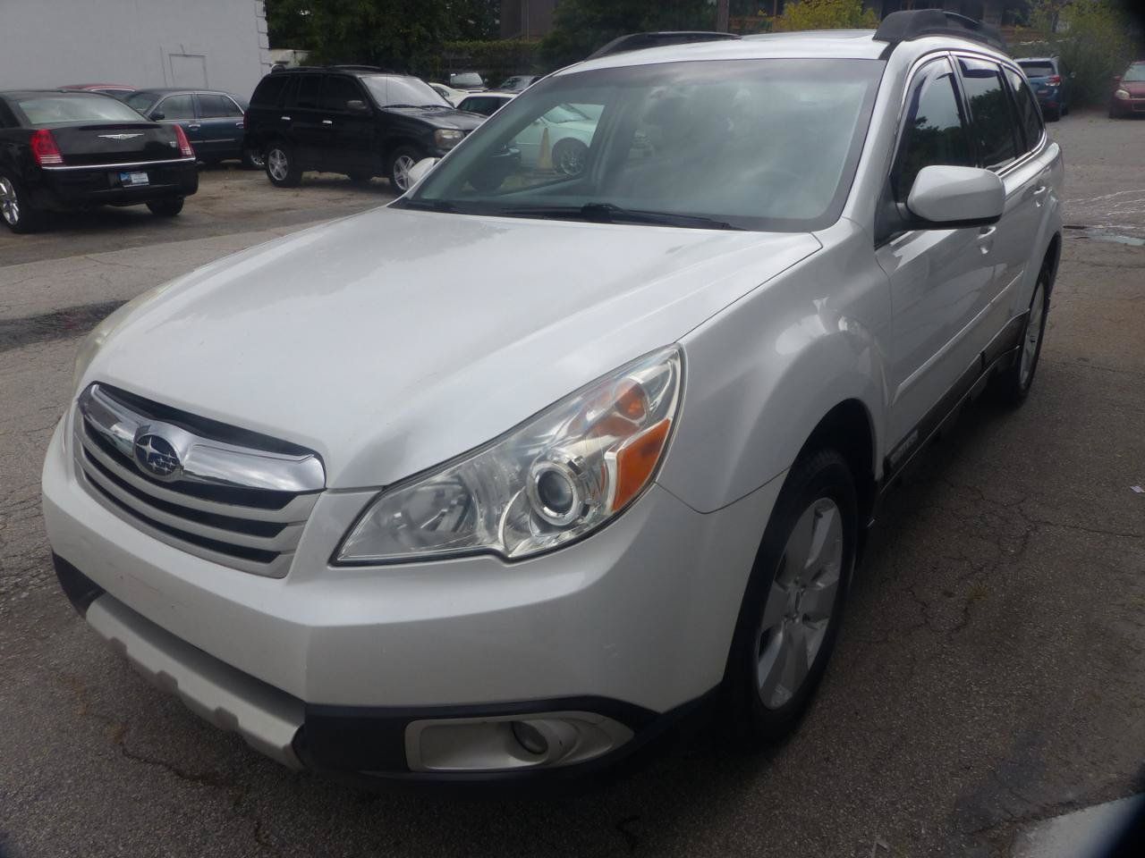 Used 2011 Subaru Outback 2.5i Limited AWD/4WD image 30