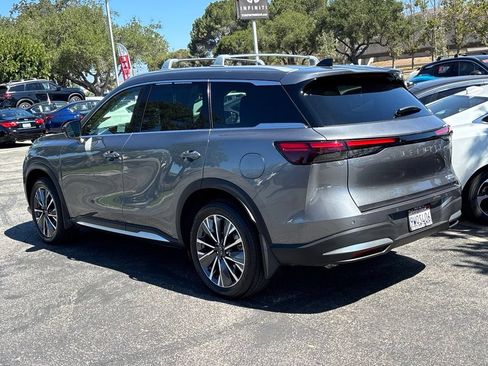 Certified 2026 INFINITI QX60 Luxe w/ Cargo Package FWD image 12
