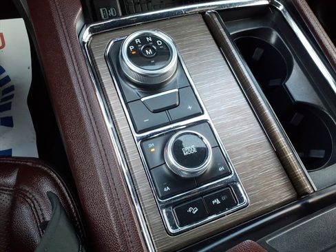 Used 2024 Ford Expedition Max Limited image 25