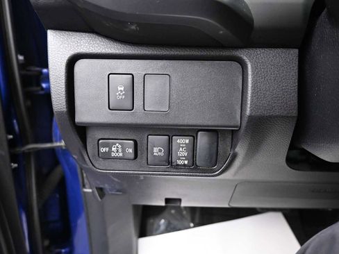 Used 2023 Toyota Tacoma TRD Off-Road AWD/4WD image 9