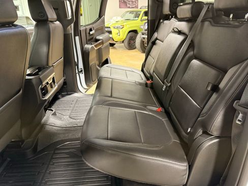Used 2020 GMC Sierra 1500 SLT image 8