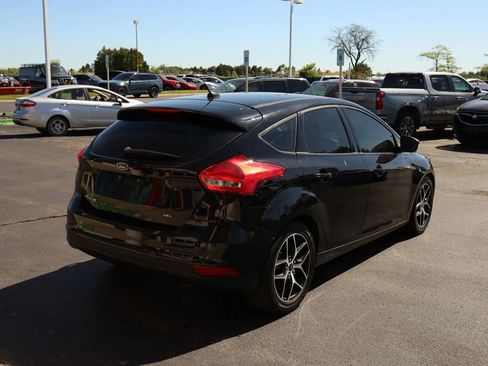 Used 2018 Ford Focus SEL FWD image 5