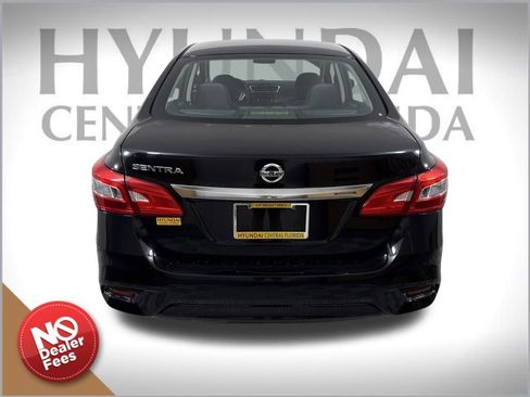 Used 2017 Nissan Sentra S image 5
