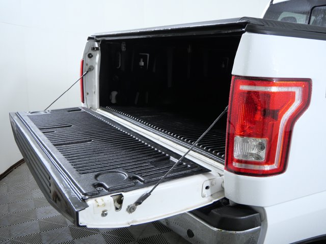Used 2016 Ford F150 XLT w/ Equipment Group 302A Luxury AWD/4WD image 9