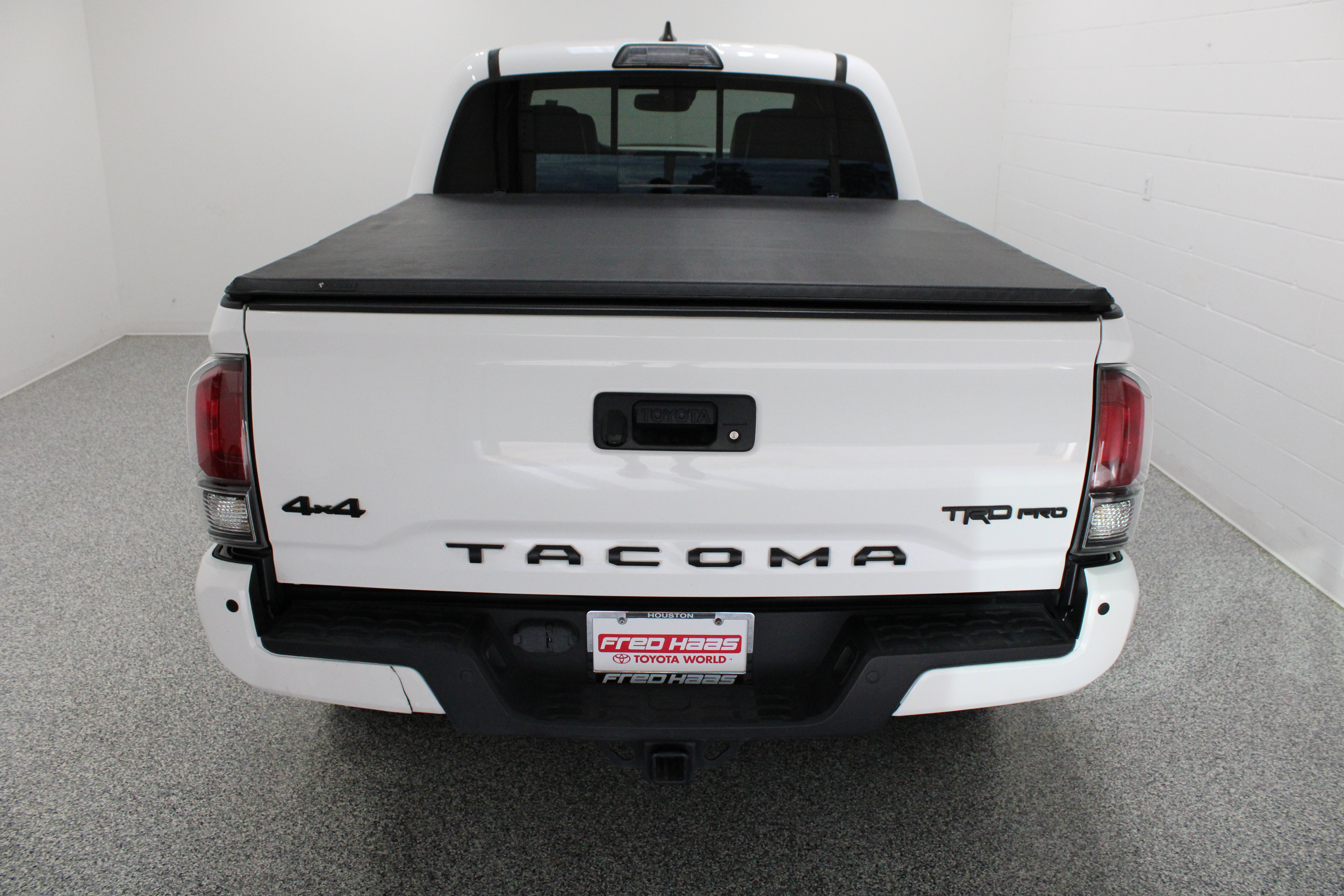 Used 2019 Toyota Tacoma TRD Pro AWD/4WD image 8