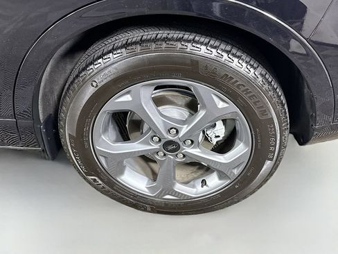 Used 2023 Ford Escape ST-Line w/ Tech Pack #1 FWD image 32