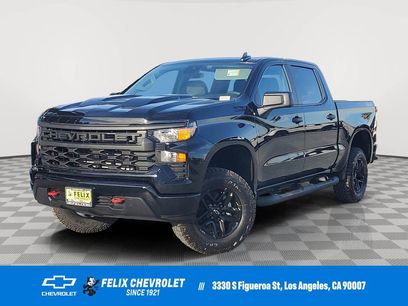 New 2026 Chevrolet Silverado 1500 Custom Trail Boss w/ LPO, Dark Essentials Package