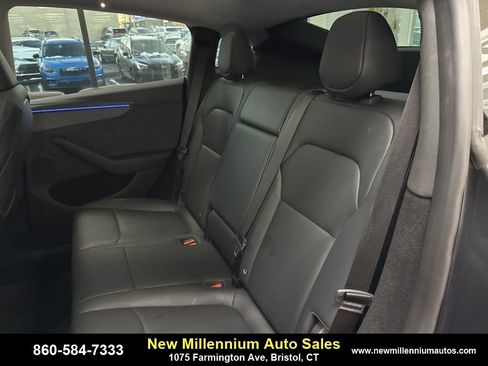 Used 2026 Tesla Model Y Long Range image 26