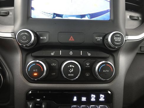 Used 2022 RAM 1500 Big Horn AWD/4WD image 33