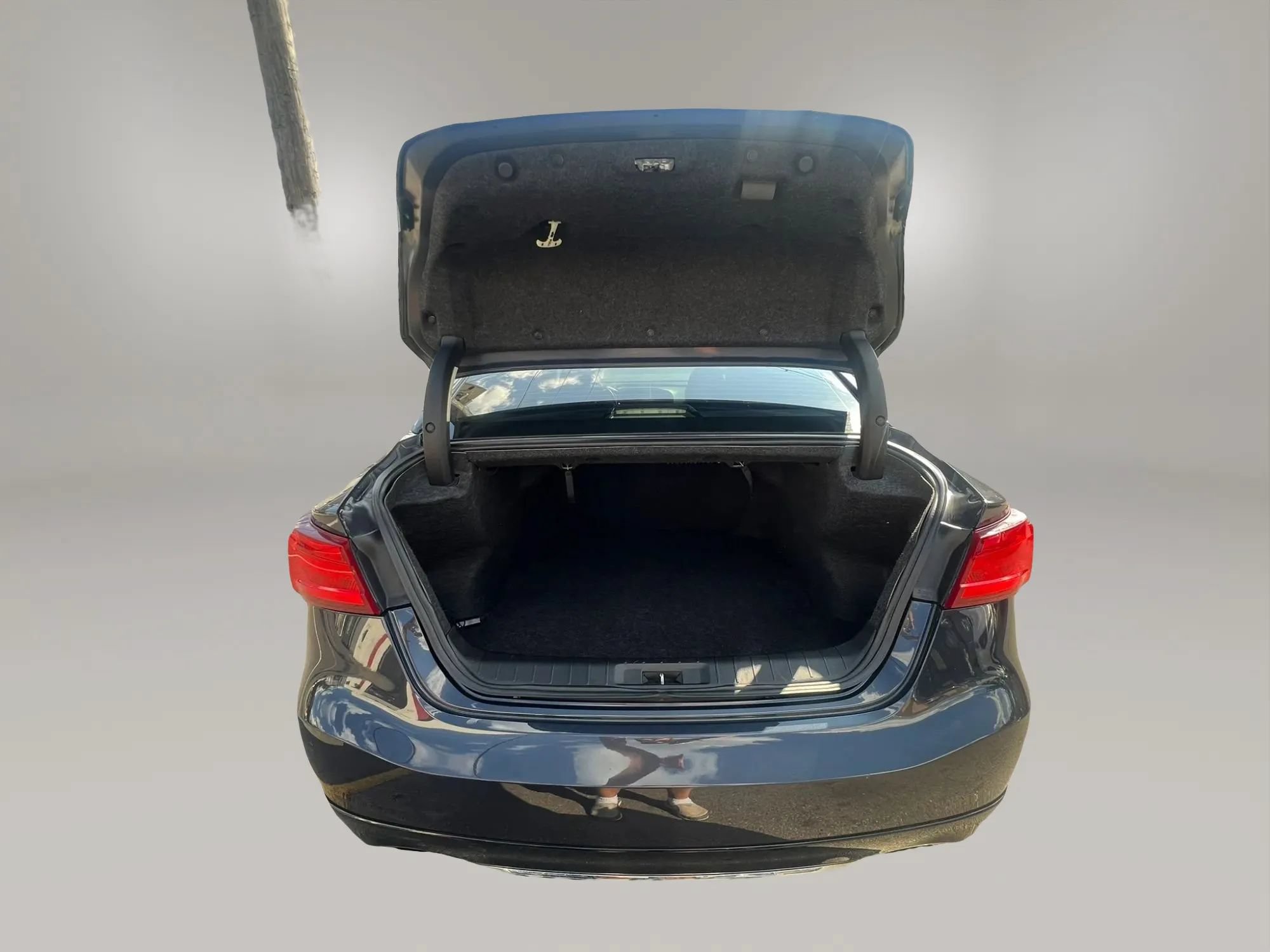 Used 2017 Nissan Maxima 3.5 SL FWD image 9