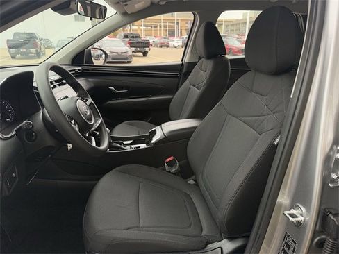 Used 2024 Hyundai Tucson SE image 23