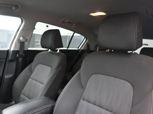 Used 2020 Kia Sportage LX FWD image 2