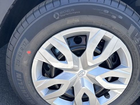 New 2026 Toyota Corolla Cross L FWD image 10