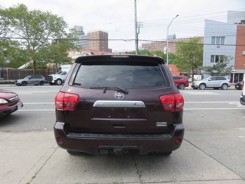 Used 2015 Toyota Sequoia Limited AWD/4WD image 8