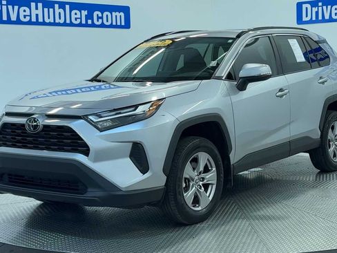 Used 2025 Toyota RAV4 XLE w/ Convenience Package FWD image 4