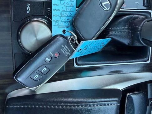 Used 2013 Lexus LS 460 AWD image 24