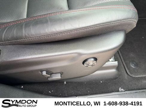 Used 2024 Dodge Durango GT image 29