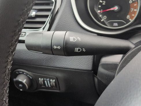 Used 2021 Jeep Compass Altitude image 26