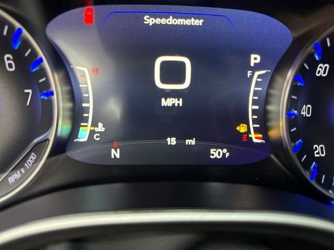 New 2026 Chrysler Pacifica Select image 21