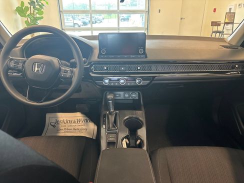 Used 2024 Honda Civic LX image 8