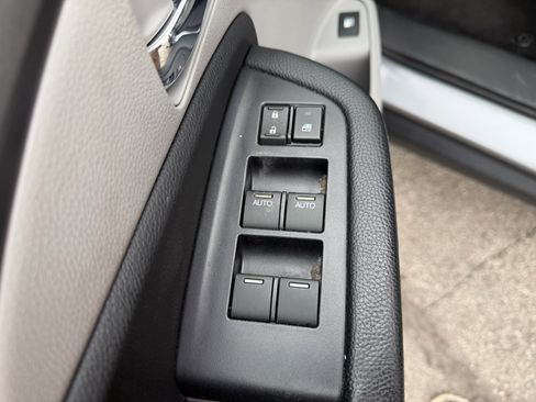 Used 2019 Honda Pilot LX image 13