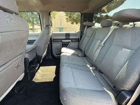 Used 2018 Ford F250 XLT w/ XLT Value Package AWD/4WD image 11