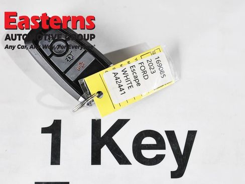 Used 2023 Ford Escape ST-Line image 27